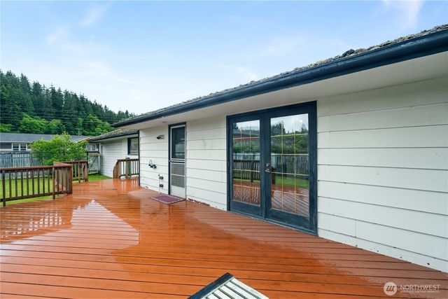 106 Jefferson Street, South Bend, WA 98586