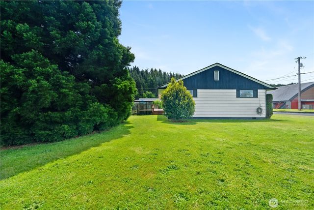 106 Jefferson Street, South Bend, WA 98586