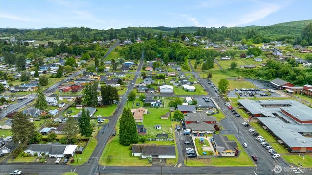 106 Jefferson Street, South Bend, WA 98586