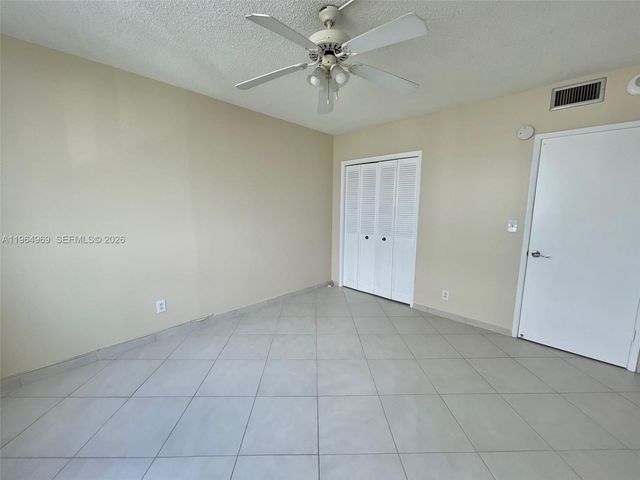 4330 Hillcrest Dr 716, Hollywood, FL 33021