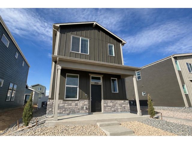 3901 Kenai St, Evans, CO 80620