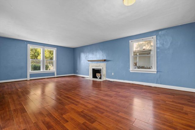 923 Marshall STREET, Lake Geneva, WI 53147
