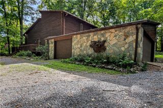 1000 Stone Creek Drive, Yadkinville, NC 27055