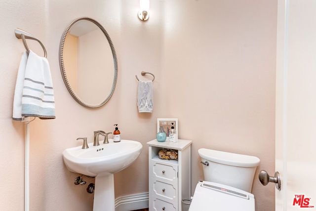 716 Amy Lane, Redondo Beach, CA 90278