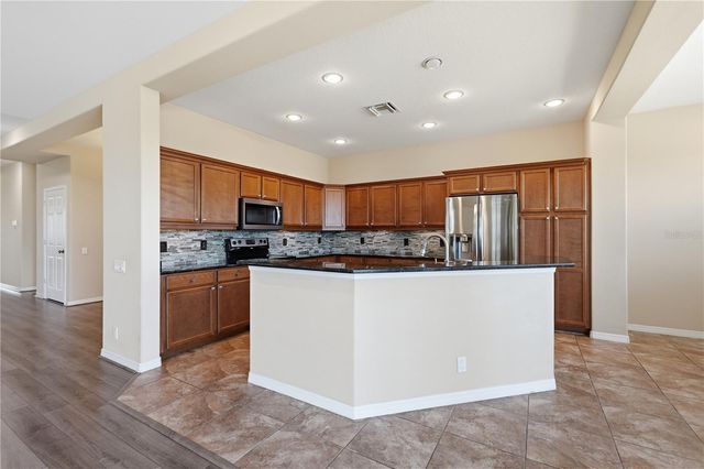 7583 CAPONATA BOULEVARD, Seminole, FL 33777