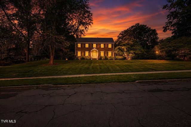 805 Hillrise Boulevard, Johnson City, TN 37601