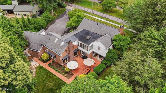 805 Hillrise Boulevard, Johnson City, TN 37601