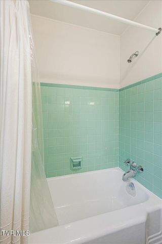 805 Hillrise Boulevard, Johnson City, TN 37601