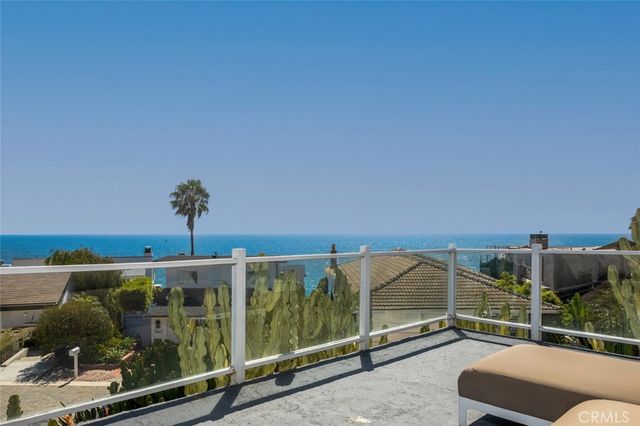 2 Camel Point, Laguna Beach, CA 92651