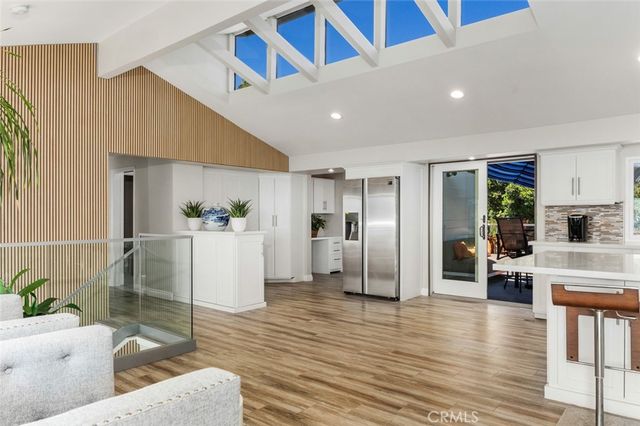 2 Camel Point, Laguna Beach, CA 92651