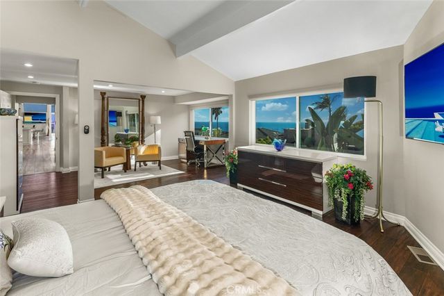 2 Camel Point, Laguna Beach, CA 92651