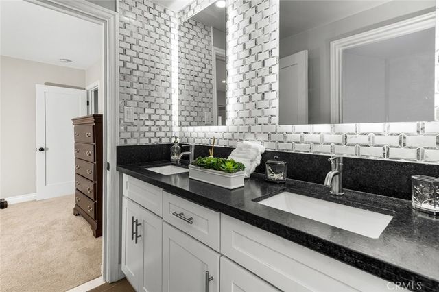 2 Camel Point, Laguna Beach, CA 92651