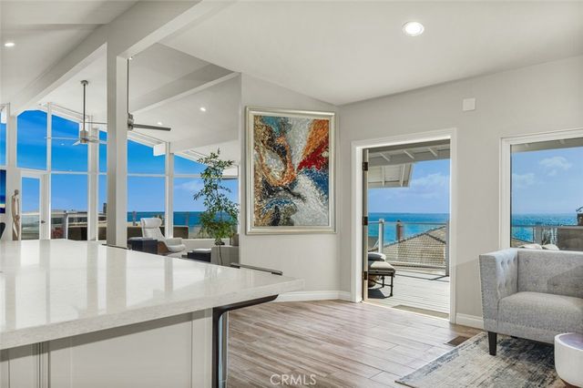 2 Camel Point, Laguna Beach, CA 92651