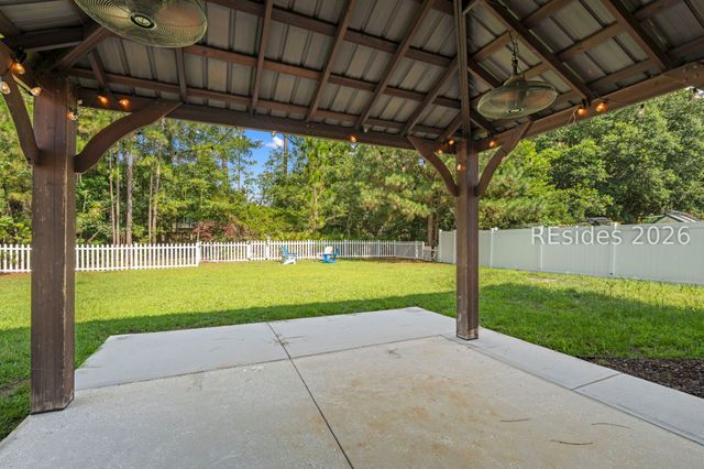 34 Hidden Lakes Cir, Bluffton, SC 29910