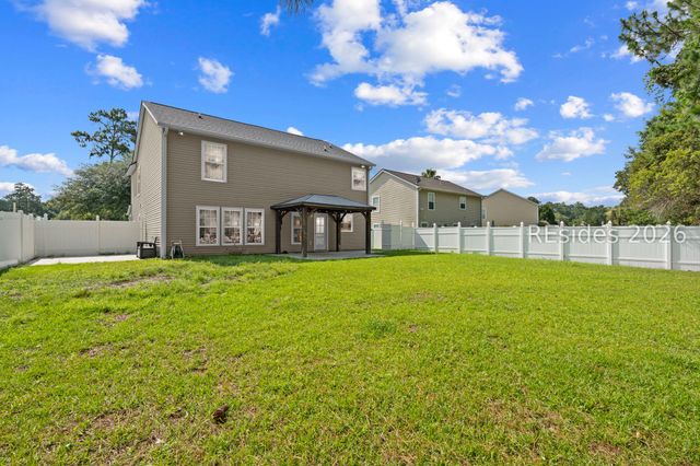 34 Hidden Lakes Cir, Bluffton, SC 29910