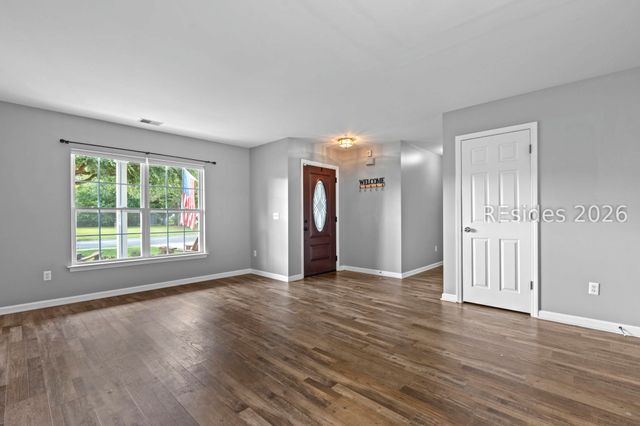 34 Hidden Lakes Cir, Bluffton, SC 29910