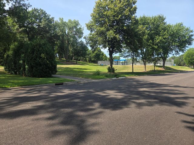 3725 78th Street E, Inver Grove Heights, MN 55076