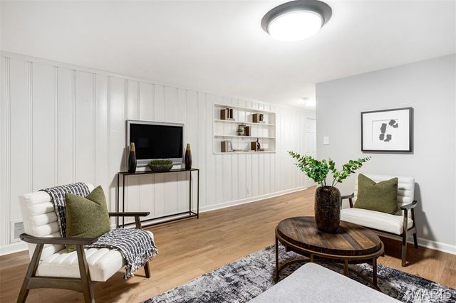 6031 Lansdowne Avenue, St Louis, MO 63109