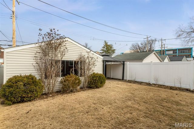 6031 Lansdowne Avenue, St Louis, MO 63109