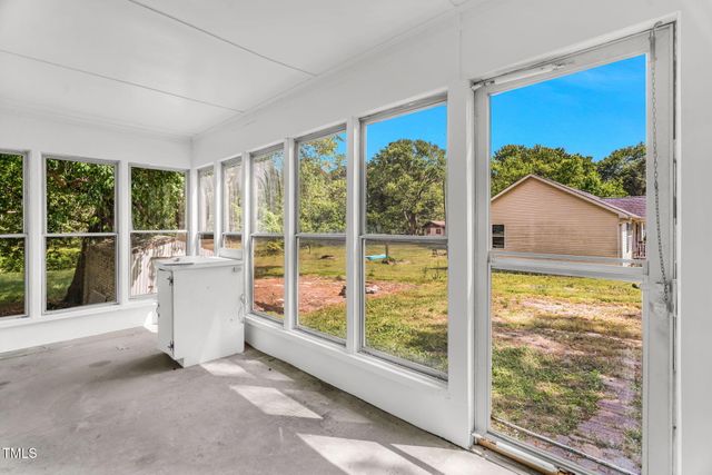 2677 Nc-39, Henderson, NC 27537