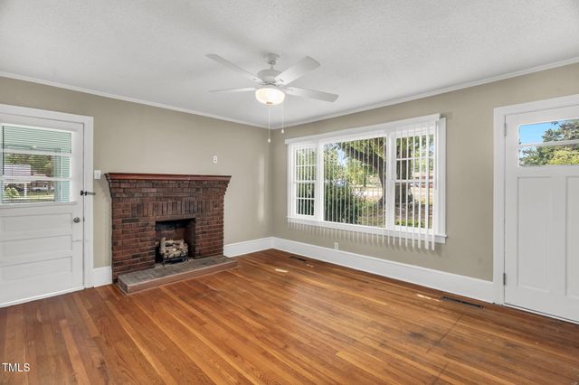 2677 Nc-39, Henderson, NC 27537