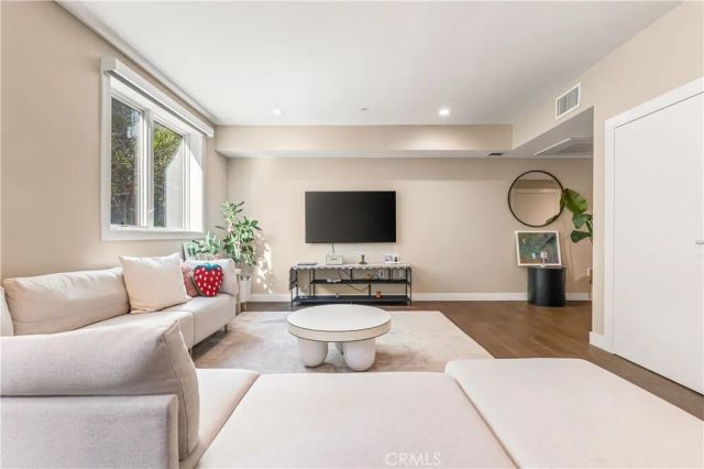 39 S Los Robles Avenue 3001, Pasadena, CA 91101