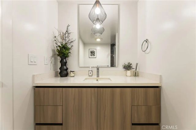 39 S Los Robles Avenue 3001, Pasadena, CA 91101