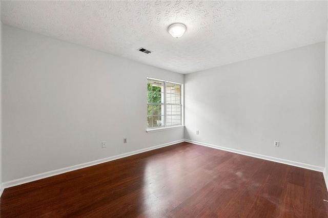 2575 Picardy N Circle B, Atlanta, GA 30349