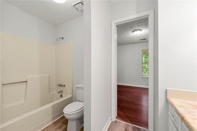 2575 Picardy N Circle B, Atlanta, GA 30349