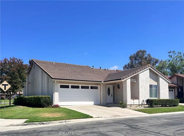 27686 Via Turina, Mission Viejo, CA 92692