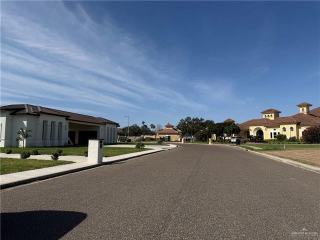 1518 Serengeti Way, Weslaco, TX 78596