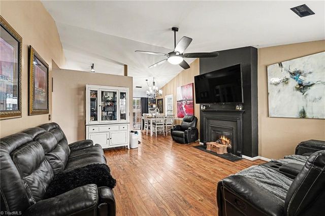 1821 Pope Hill Court, Kernersville, NC 27284