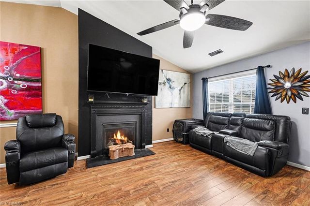 1821 Pope Hill Court, Kernersville, NC 27284