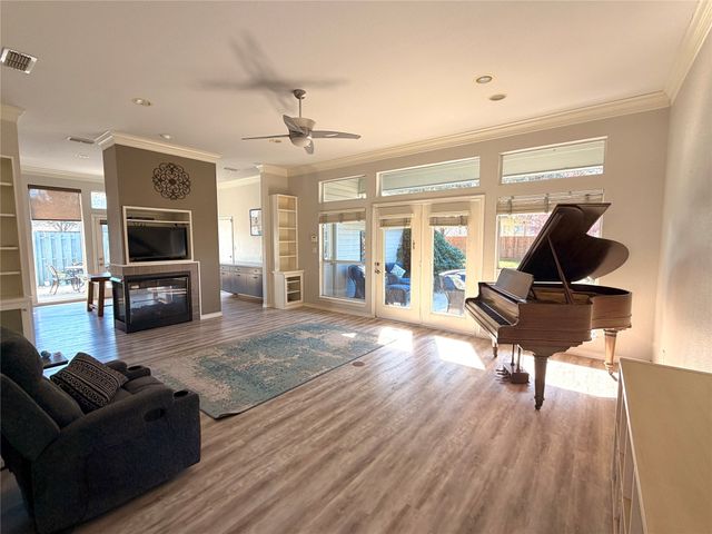 5614 Wedgefield Road, Granbury, TX 76049