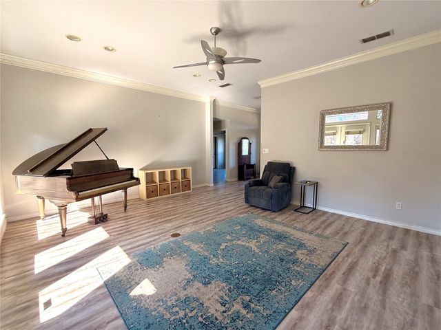 5614 Wedgefield Road, Granbury, TX 76049