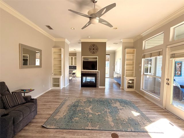 5614 Wedgefield Road, Granbury, TX 76049