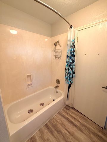 5614 Wedgefield Road, Granbury, TX 76049