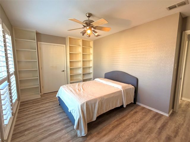 5614 Wedgefield Road, Granbury, TX 76049