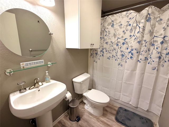 5614 Wedgefield Road, Granbury, TX 76049