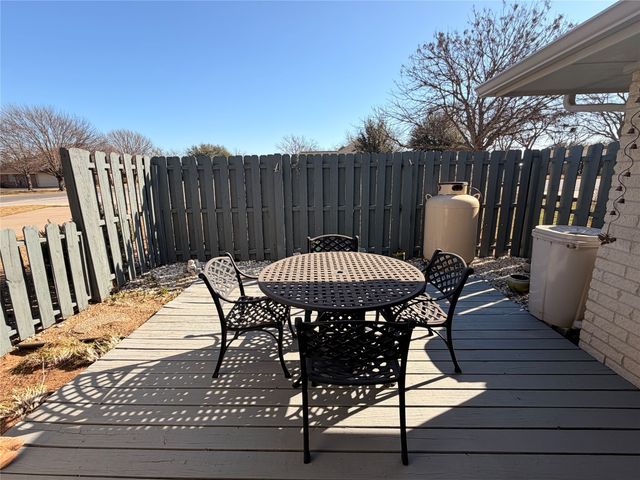 5614 Wedgefield Road, Granbury, TX 76049