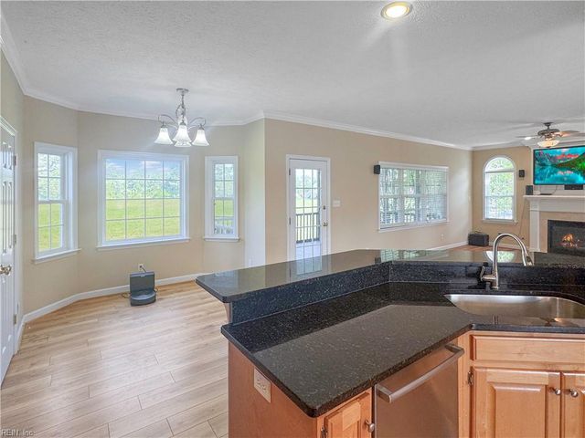 11 Pheasant DR, Poquoson, VA 23662