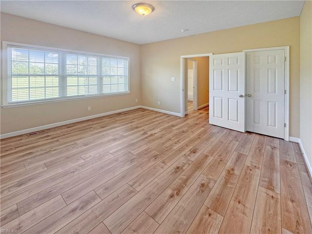 11 Pheasant DR, Poquoson, VA 23662