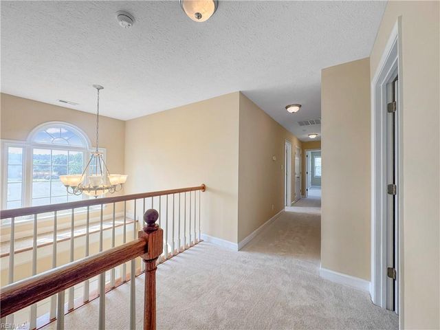11 Pheasant DR, Poquoson, VA 23662