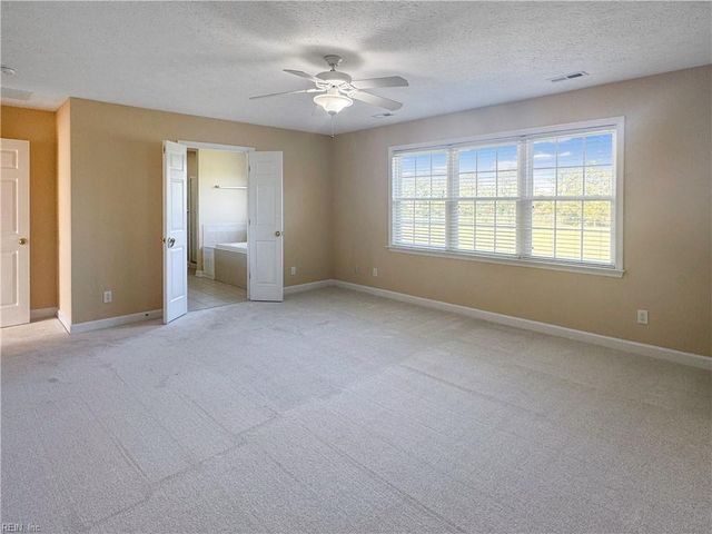 11 Pheasant DR, Poquoson, VA 23662