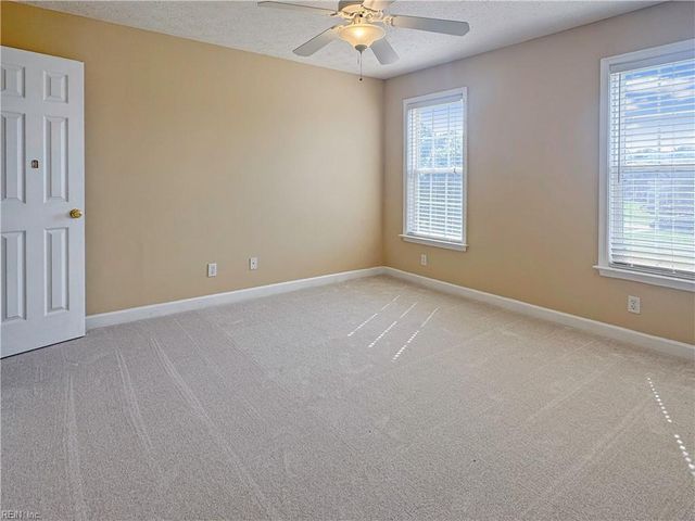 11 Pheasant DR, Poquoson, VA 23662