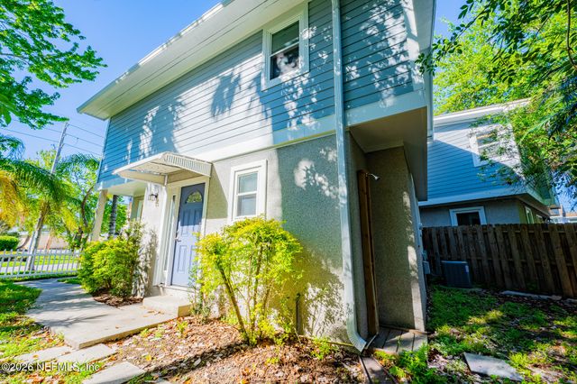 597 STURDIVANT Avenue, Atlantic Beach, FL 32233