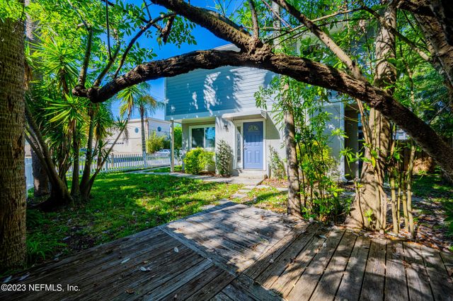 597 STURDIVANT Avenue, Atlantic Beach, FL 32233