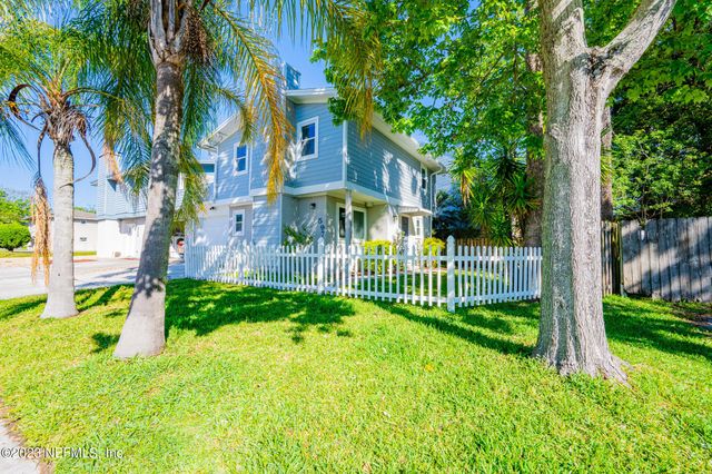 597 STURDIVANT Avenue, Atlantic Beach, FL 32233