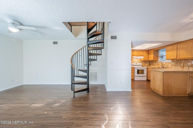 597 STURDIVANT Avenue, Atlantic Beach, FL 32233