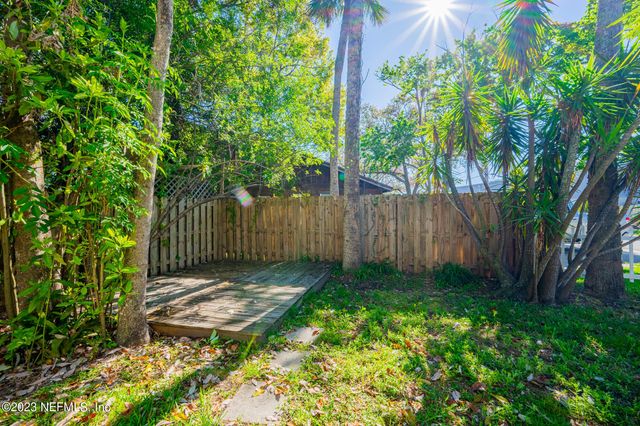 597 STURDIVANT Avenue, Atlantic Beach, FL 32233